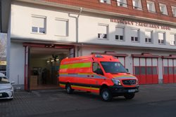 Hasiči rozváželi po Moravskoslezském kraji respirátory pro školy