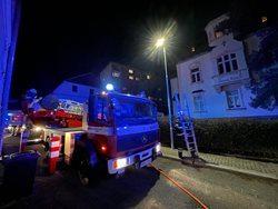 Požár komínu a střechy v Rumburku