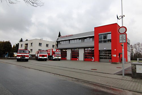 Fotogalerie - Hasičský záchranný sbor Čáslav se představuje a zároveň zve na den otevřených dveří 
