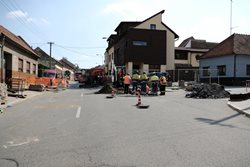 Plyn zastavil provoz na ulici
