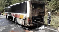 Požár autobusu na Šumpersku s evakuací cestujících