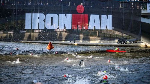 IRONMAN 70.3 ovlivní dopravu v Hradci Králové. Policie doporučuje řidičům oblasti závodu se vyhnout