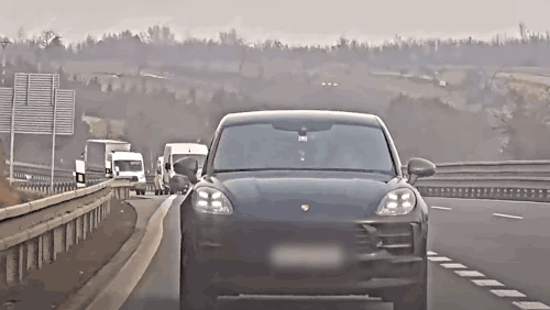 SUV uhánělo téměř dvoustovkou, policie zasáhla včas