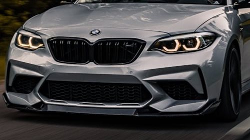 Mladá řidička ujížděla v BMW rychlostí 180 km/h, policie jí auto zabavila