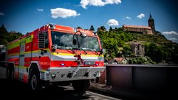 Profesionální hasiči v Mělníku mají novou velkoobjemovou cisternu