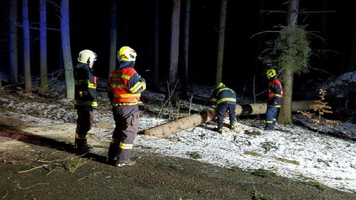 Na území Královéhradeckého kraje bylo zaznamenáno od soboty do nedělního rána 190 událostí