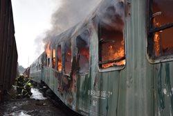 Požár dvou odstavených vagonů v Ústí nad Labem