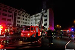 Večerní požár neobydleného domu v centru Ostravy