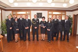 Profesionální hasiči byli vyznamenáni medailemi Za věrnost