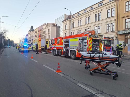 Požár technického zázemí nemocnice vyvolal evakuaci pacientů