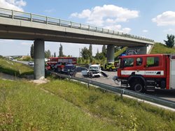 K vážné nehodě u Kolína letěly dva vrtulníky