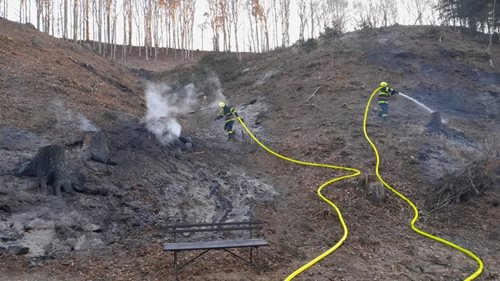 Přichází jaro, s ním i požáry v přírodním prostředí