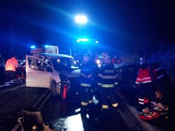 Dopravní nehoda na Příbramsku si vyžádala sedm zraněných osob