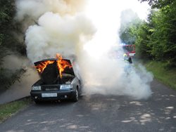 Osobní automobil začal hořet za jízdy