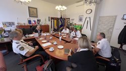 Vedení dobrovolných a profesionálních hasičů jednalo o dalším prohloubení vzájemné spolupráce