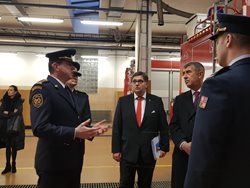 Premiér Babiš zavítal na hasičskou stanici v Příbrami