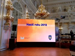 Středočeští hasiči vezou z Pražského hradu dvě stříbra