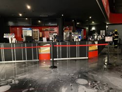 Požár stroje na výrobu popcornu v obchodním centru – Olomouc