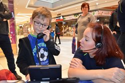 VIDEO / Povedená oslava narozenin tísňové linky 112 v kladenském Centralu 