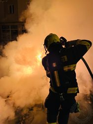 Nejen požáry porostů likvidují hasiči, řešíme i požáry popelnic