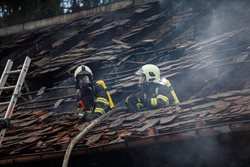 Požár rodinného domu zavinila technická závada