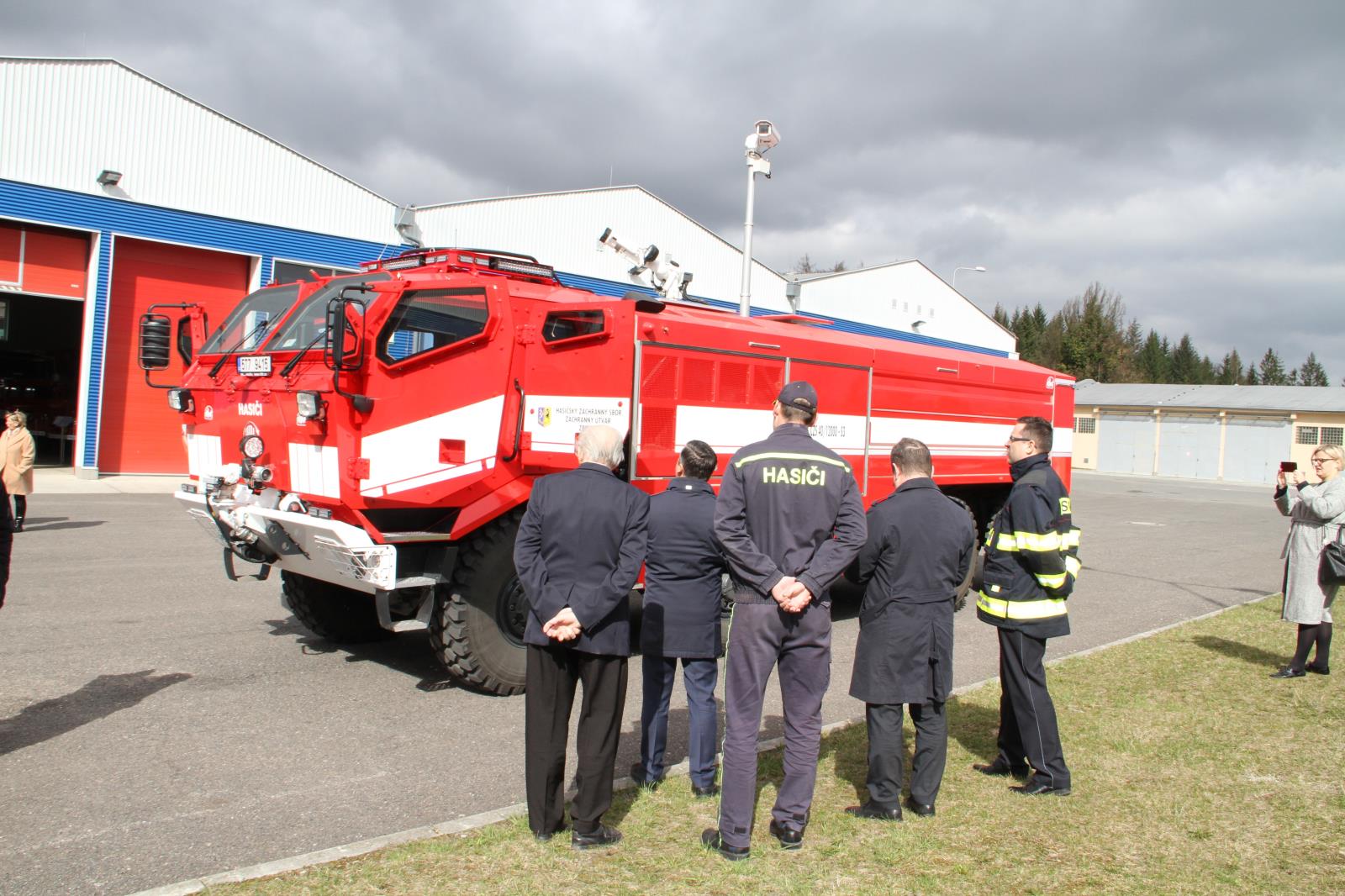 ViewImage-(4).jpg ViewImage-(4).jpg