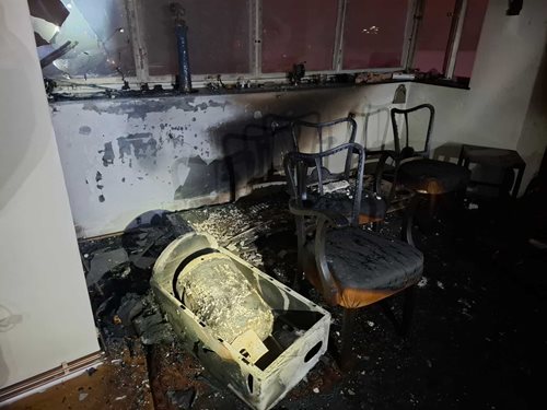 Noční výbuch v bytě po požáru plynového přímotopu