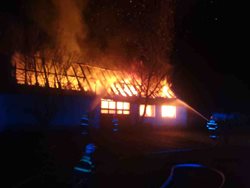 Oheň v Hruškách na Vyškovsku způsobil škodu za 4 miliony korun
