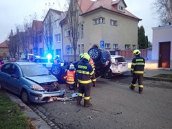 Dopravní nehoda uzavřela ulici Soudní v Kroměříži