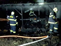 V Jihlavě v sobotu v noci shořela zahradní chatka, při požáru se nikdo nezranil