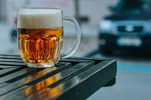 Opilý řidič zastaven při preventivní akci u školy