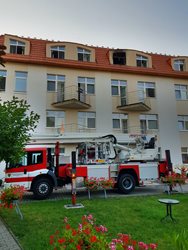 Požár v domově seniorů ve Mšeně