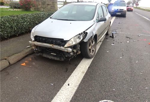 Řidič po nehodě utekl: Vážné selhání odhalilo zákaz řízení i alkohol