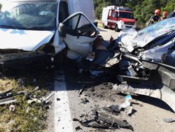 Při nehodě se zranilo šest cestujících