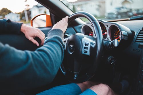  Věděl, že řídit nesmí. Přesto usedl za volant a nyní ho čeká soud.