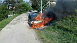 Požár osobního auta v Oslavanech