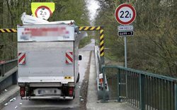 Záchrana z vysílače i bobři ve skruži. Kuriozity letošního roku