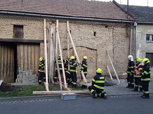 Zajištění nestabilního objektu - Hablov