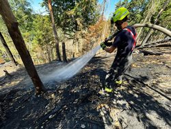 V Českém Švýcarsku zasahovalo u požáru 173 hasičů z Olomouckého kraje