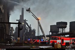 Požár střechy a dopravníkových pásů v huti ArcelorMittal Ostrava