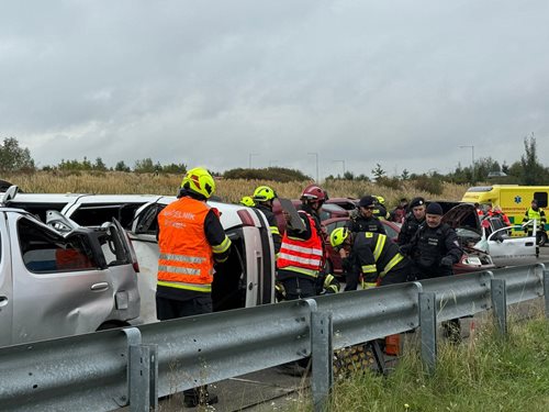 Hromadná dopravní nehoda prověřila připravenost záchranářů