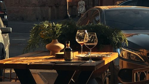 Řidič s téměř třemi a půl promile skončil po nehodě v příkopu