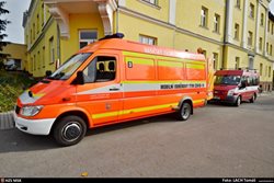 Mobilní hasičské týmy odebíraly vzorky na Covid-19 v hlučínském domově