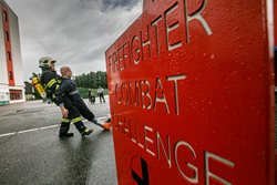 Závod FIRE COMBAT ve Velkém Poříčí ovládl Michal Brousil