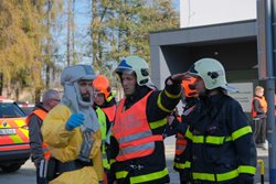 Cvičení složek IZS s vysoce nakažlivou nemocí v krnovské nemocnici
