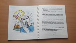 Příručka „Jak se zachovat při mimořádné události“ pro slabozraké děti jde do jihočeských škol