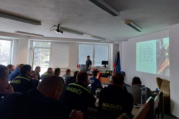 Školení velitelů dobrovolných hasičů zlepšuje připravenost na zásahy