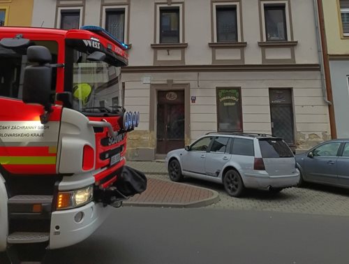 Štědrý den bez klidu. Hasiči řešili desítky událostí a pět požárů