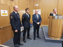 Hejtman ocenil hasiče Michala Přecechtěla za reprezentaci kraje v Číně