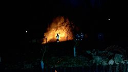 Krátce po půlnoci hořelo v obci Sebranice